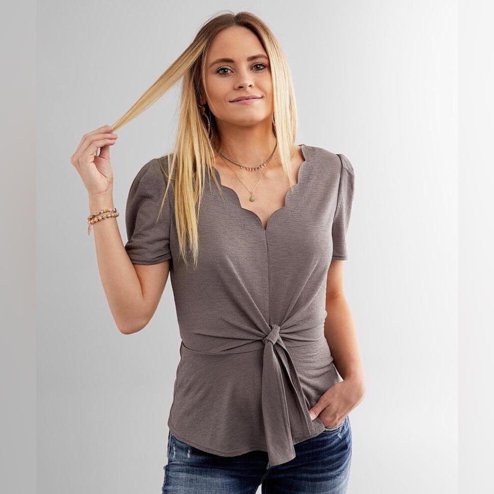 Buckle Black Gray Scalloped Shirt